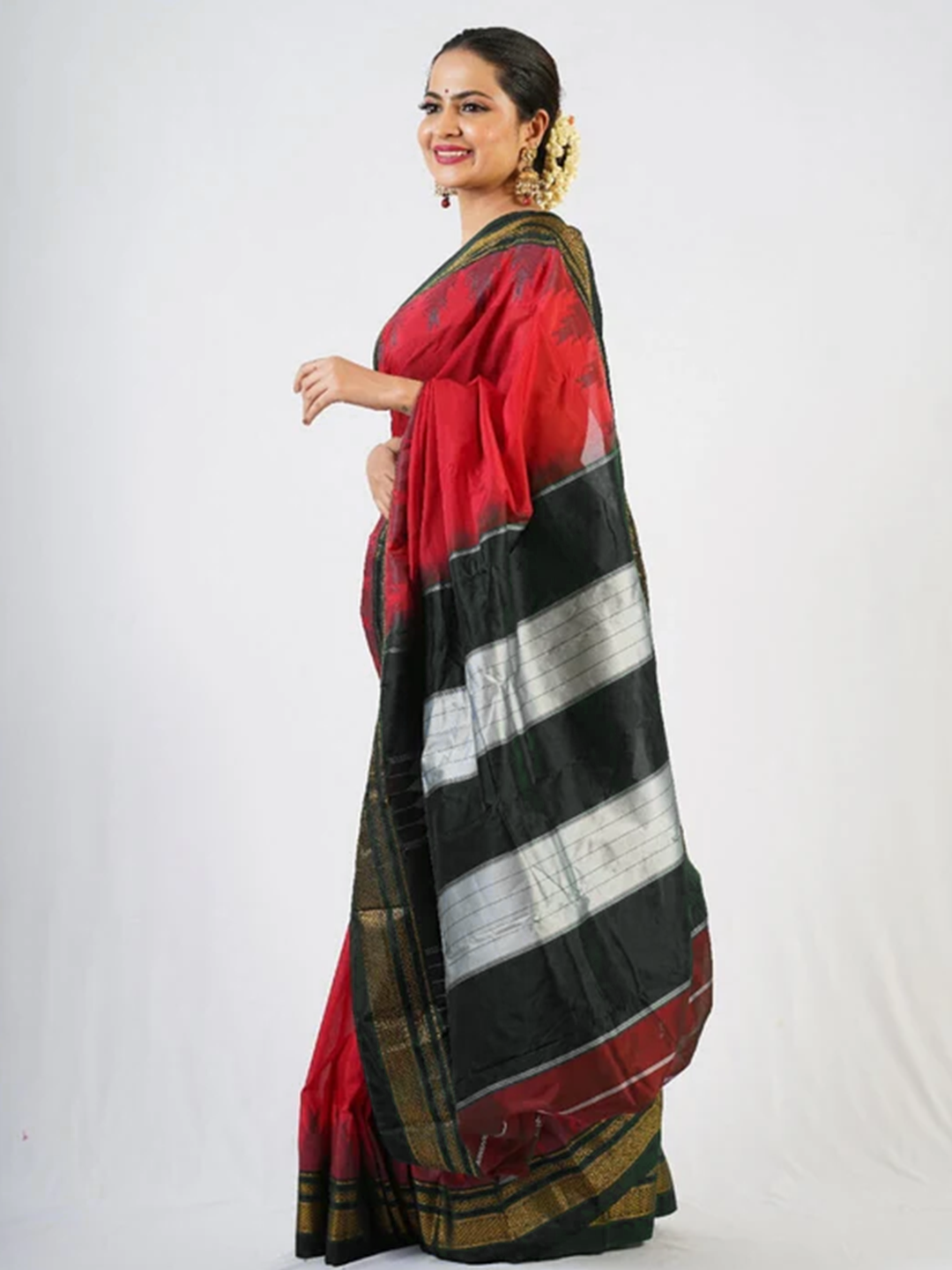 Neyge Ilkal Pure Cotton Silk Saree Temple Gadwal Chikkiparas Border Tope Pallu Saree - Red_Black