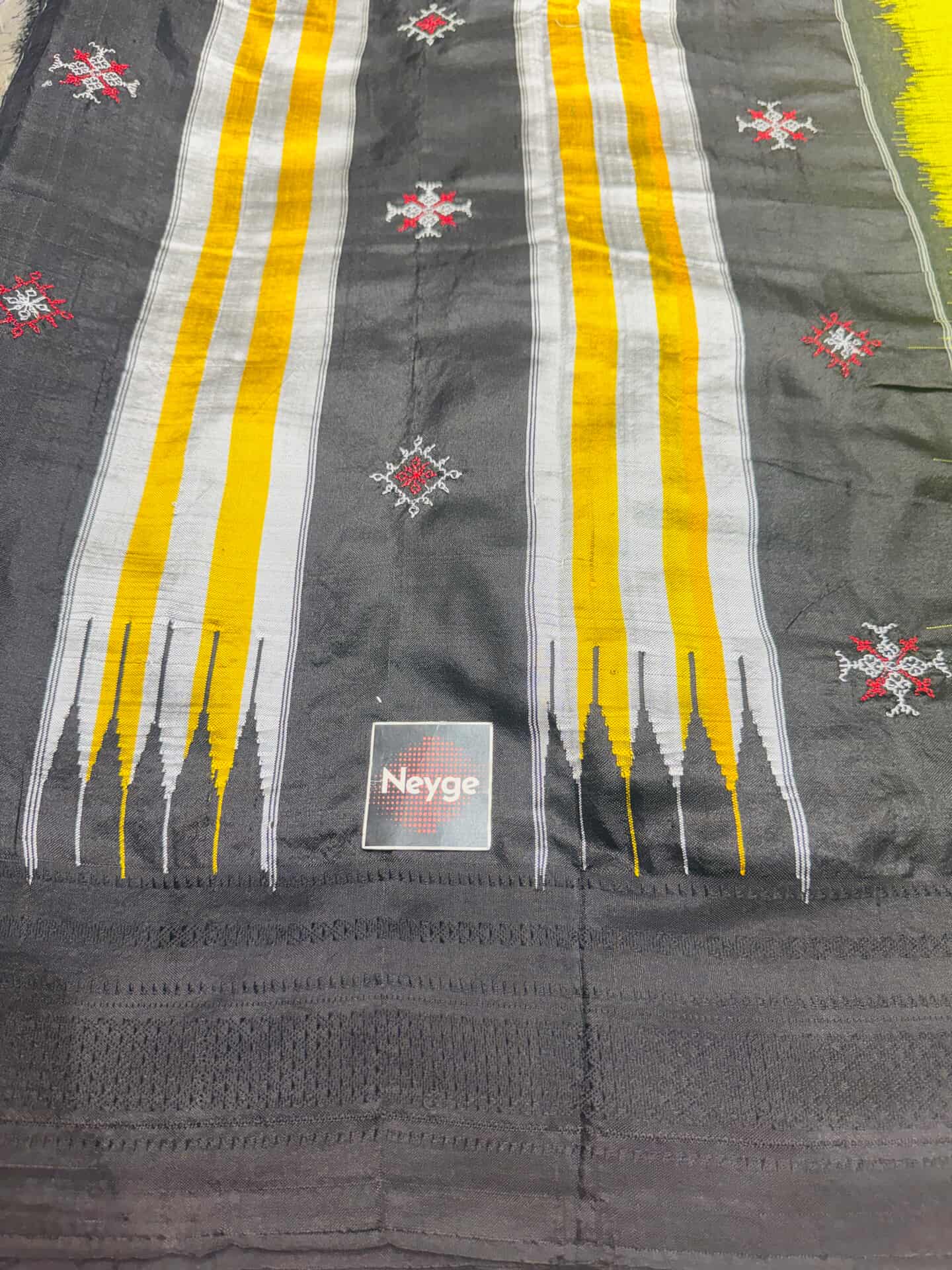 Neyge Ilkal Handloom Cotton Silk Dharwad Kasuti Saree Chikkiparas Border Pure Silk Tope Pallu - ParrotGreen_Black