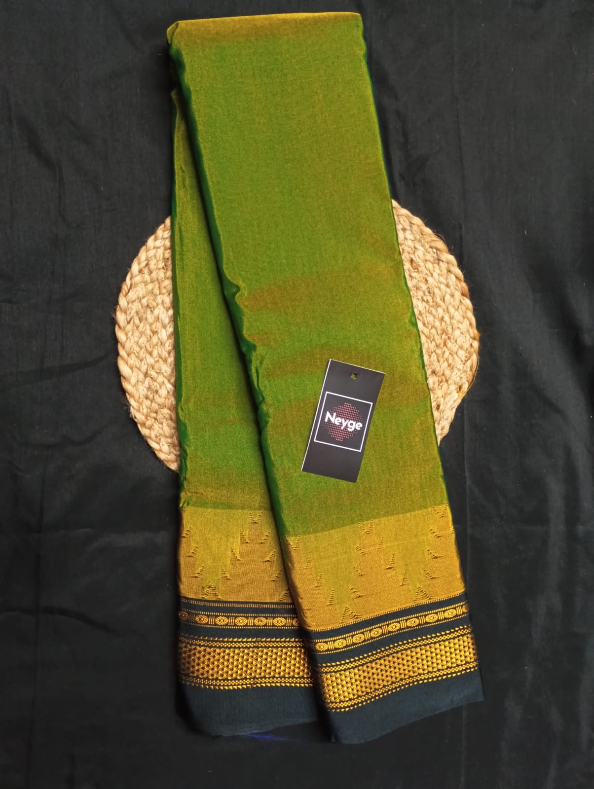 Neyge Ilkal Pure Cotton Silk Saree Temple Gadwal Chikkiparas Border Tope Pallu Saree (Green_Black)