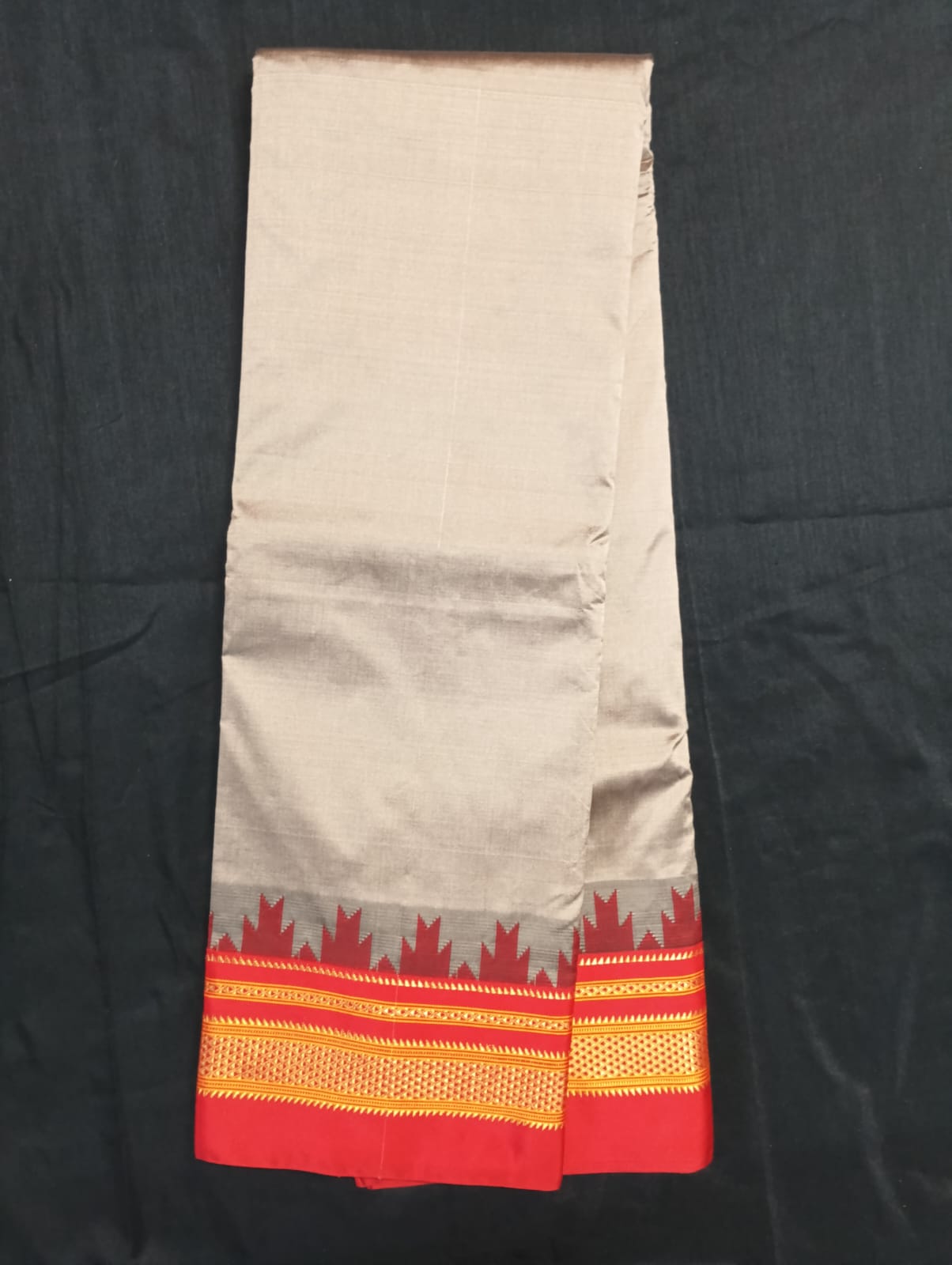 Neyge Ilkal Pure Cotton Silk Saree Temple Gadwal Chikkiparas Border Tope Pallu Saree (Biscuti_Red)