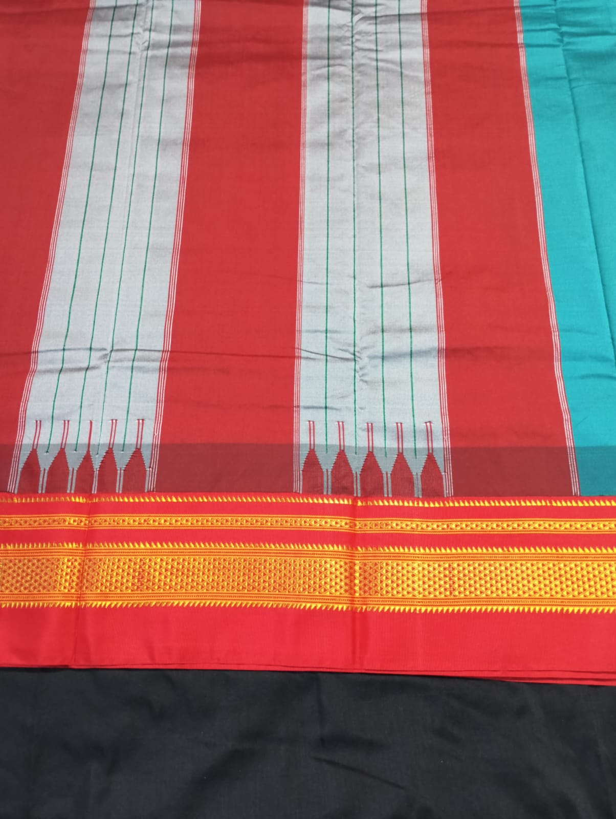 Neyge Ilkal Pure Cotton Silk Saree Temple Gadwal Chikkiparas Border Tope Pallu Saree (Blue_Red)