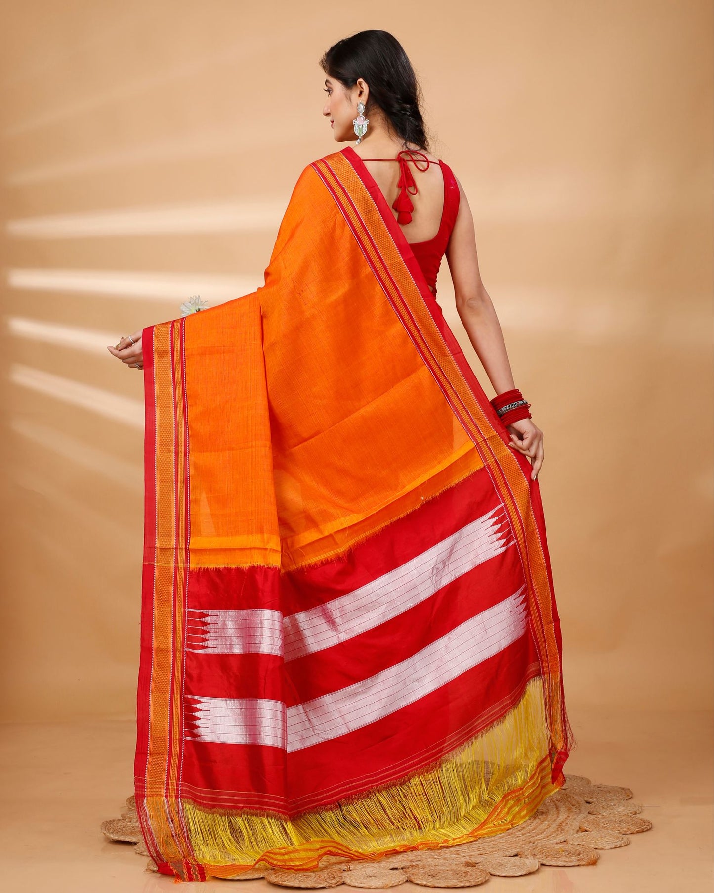 Ilkal Handwoven Rayon Blend with Cotton Tope Pallu Saree - Red