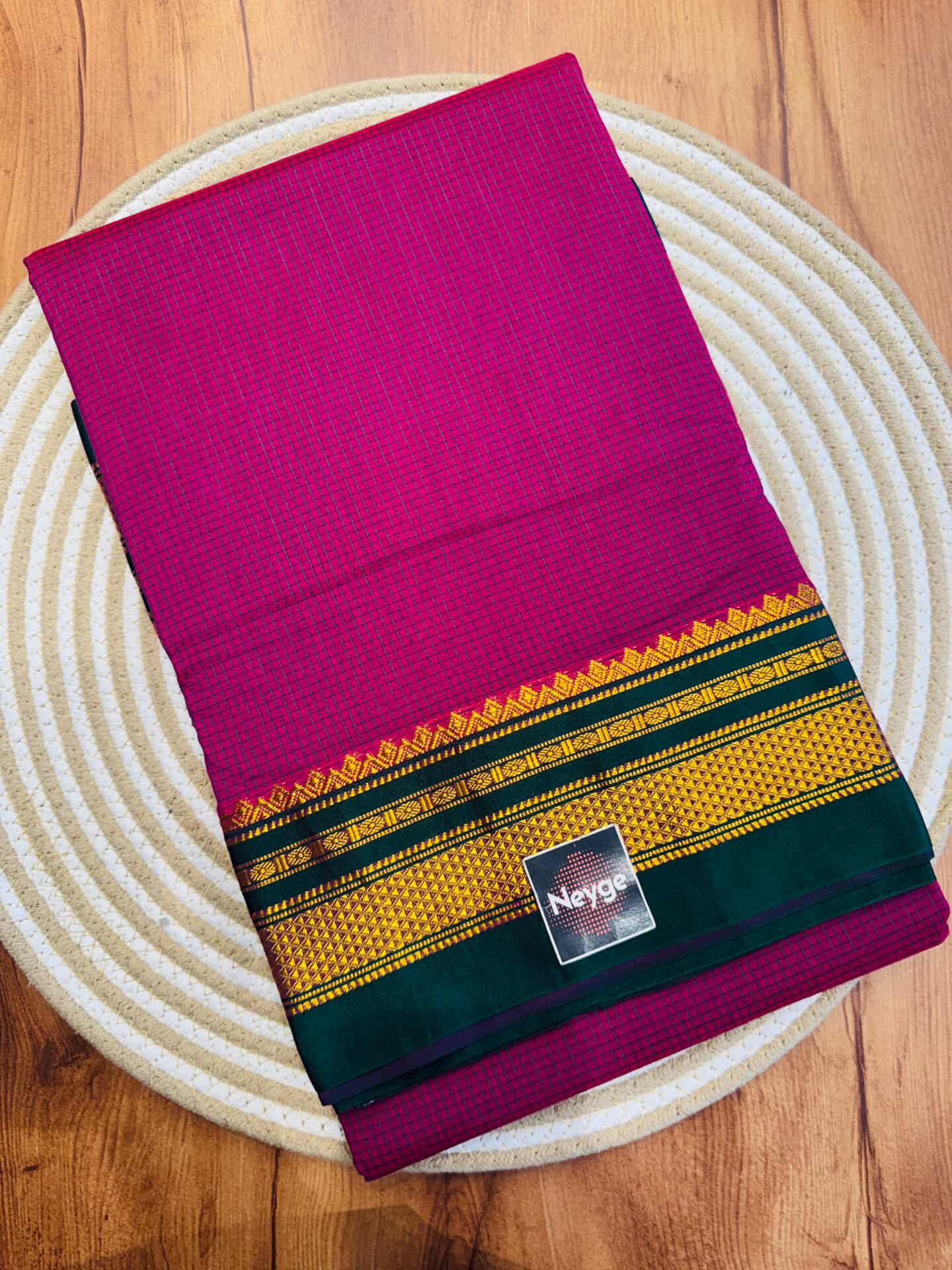 Neyge Classic Ilkal Cotton Silk Small Checks with Signature PureSilk Tope-Tope Pallu Chikki Paras Border & Contrast Blouse_Pink