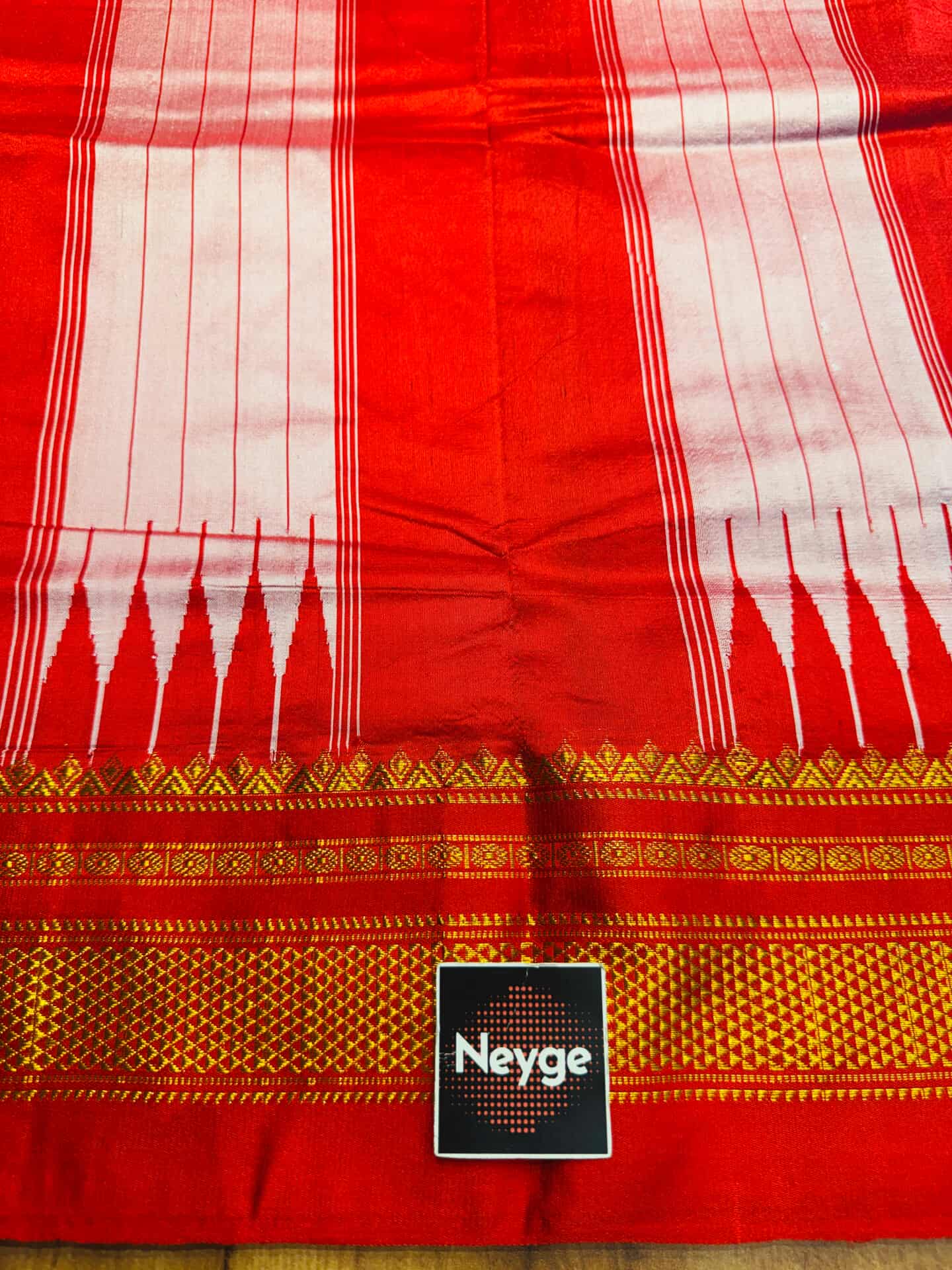 Neyge Classic Ilkal Cotton Silk Small Checks with Signature PureSilk Tope-Tope Pallu Chikki Paras Border & Contrast Blouse_Teal