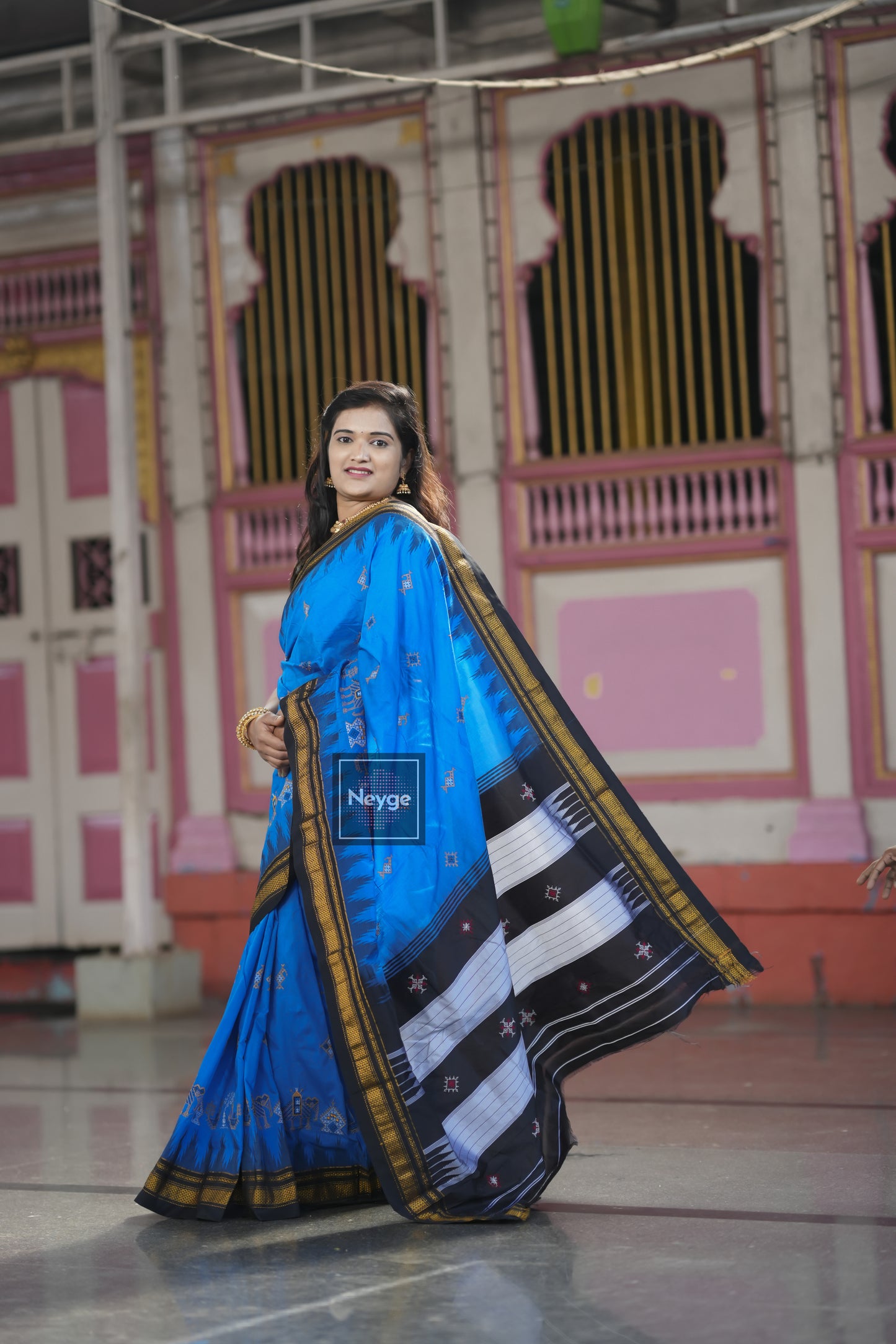 Neyge Ilkal Pure Cotton Silk Dharwad Kasuti Saree Temple Gadwal Chikkiparas Border Tope Pallu Saree -SkyBlue