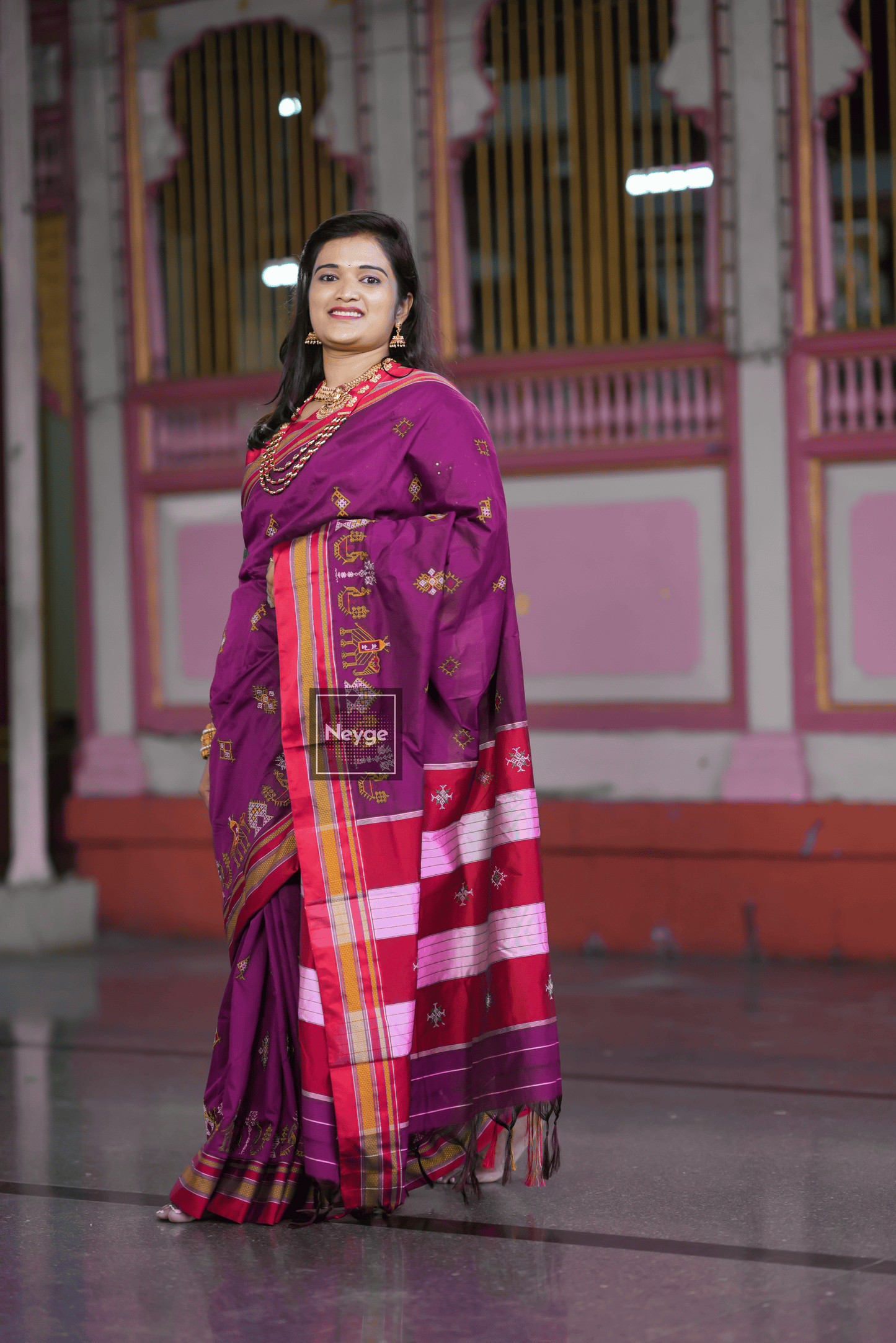 Neyge Ilkal Handwoven Cotton Silk Kasuti Chikki Paras Traditional Border Stripe Pallu Saree - Majenta