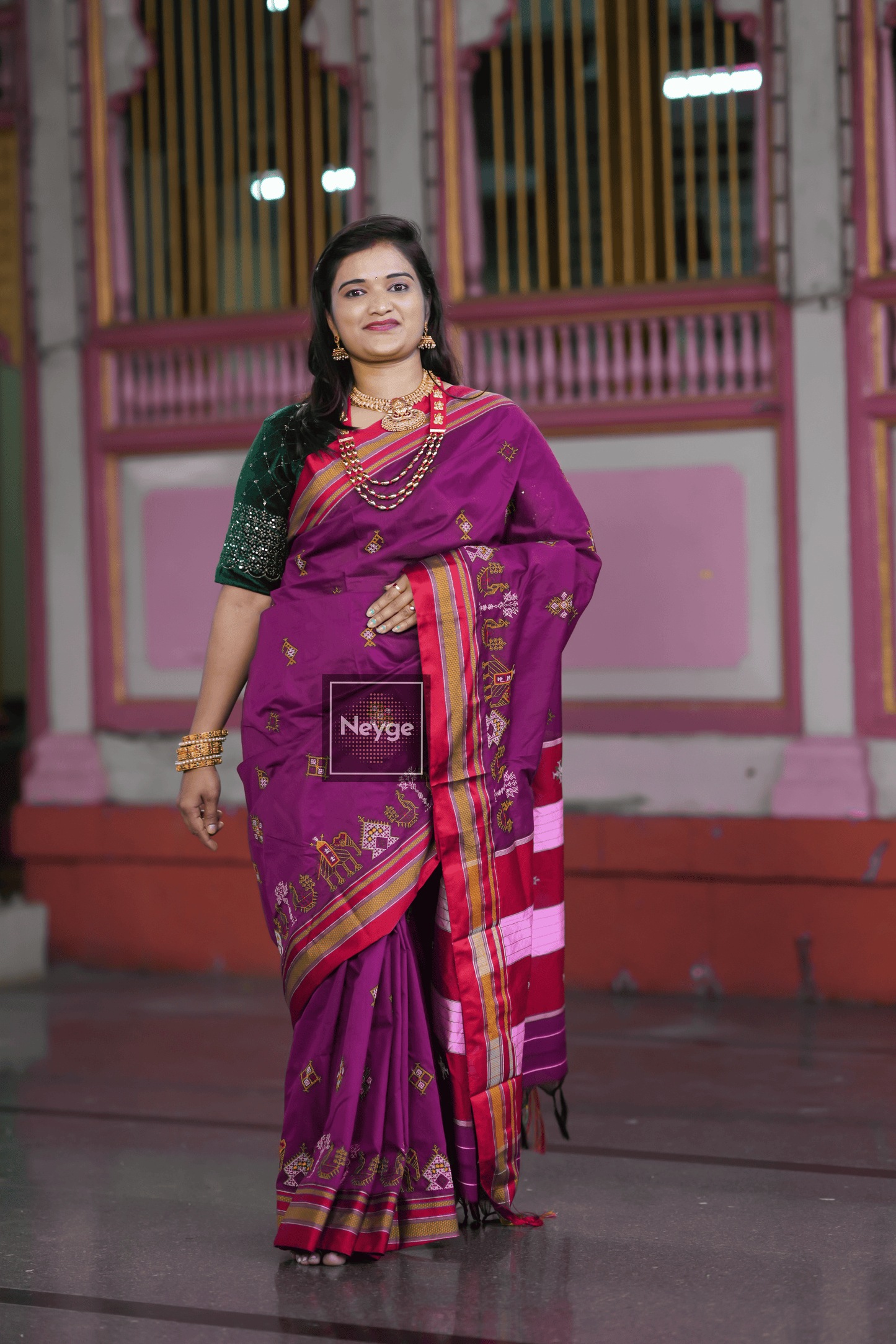 Neyge Ilkal Handwoven Cotton Silk Kasuti Chikki Paras Traditional Border Stripe Pallu Saree - Majenta