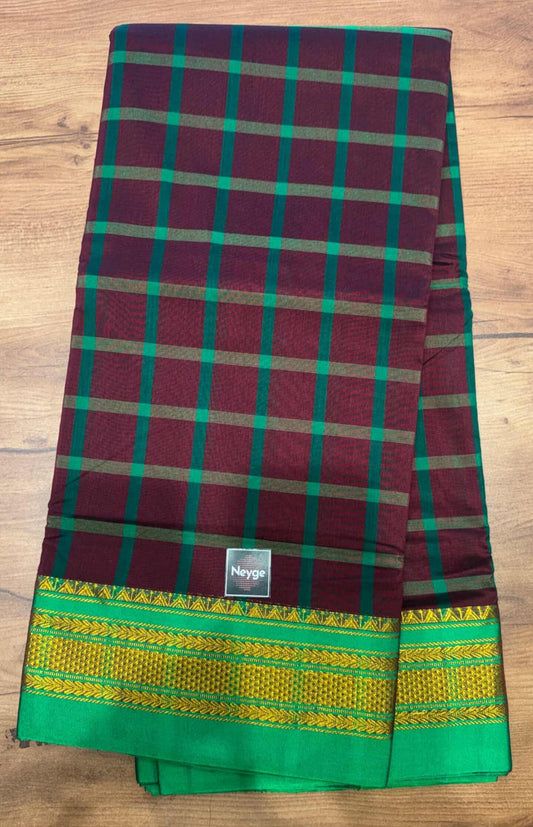 Neyge Classic Ilkal Cotton Silk Checks with Signature Tope-Tope Pallu Chikki Paras Border & Contrast Blouse_Maroon