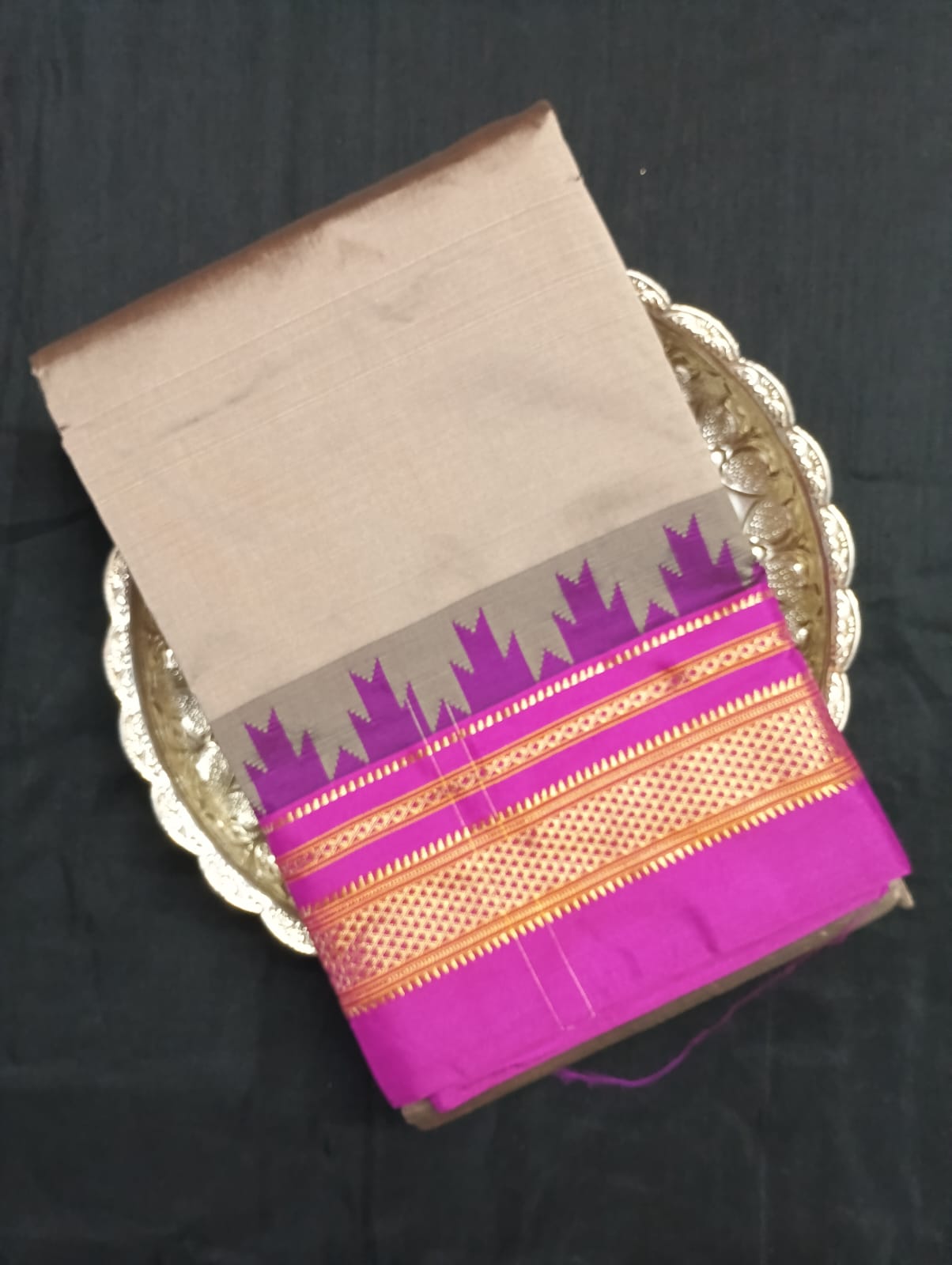 Neyge Ilkal Pure Cotton Silk Saree Temple Gadwal Chikkiparas Border Tope Pallu Saree (Biscuti_Pink)