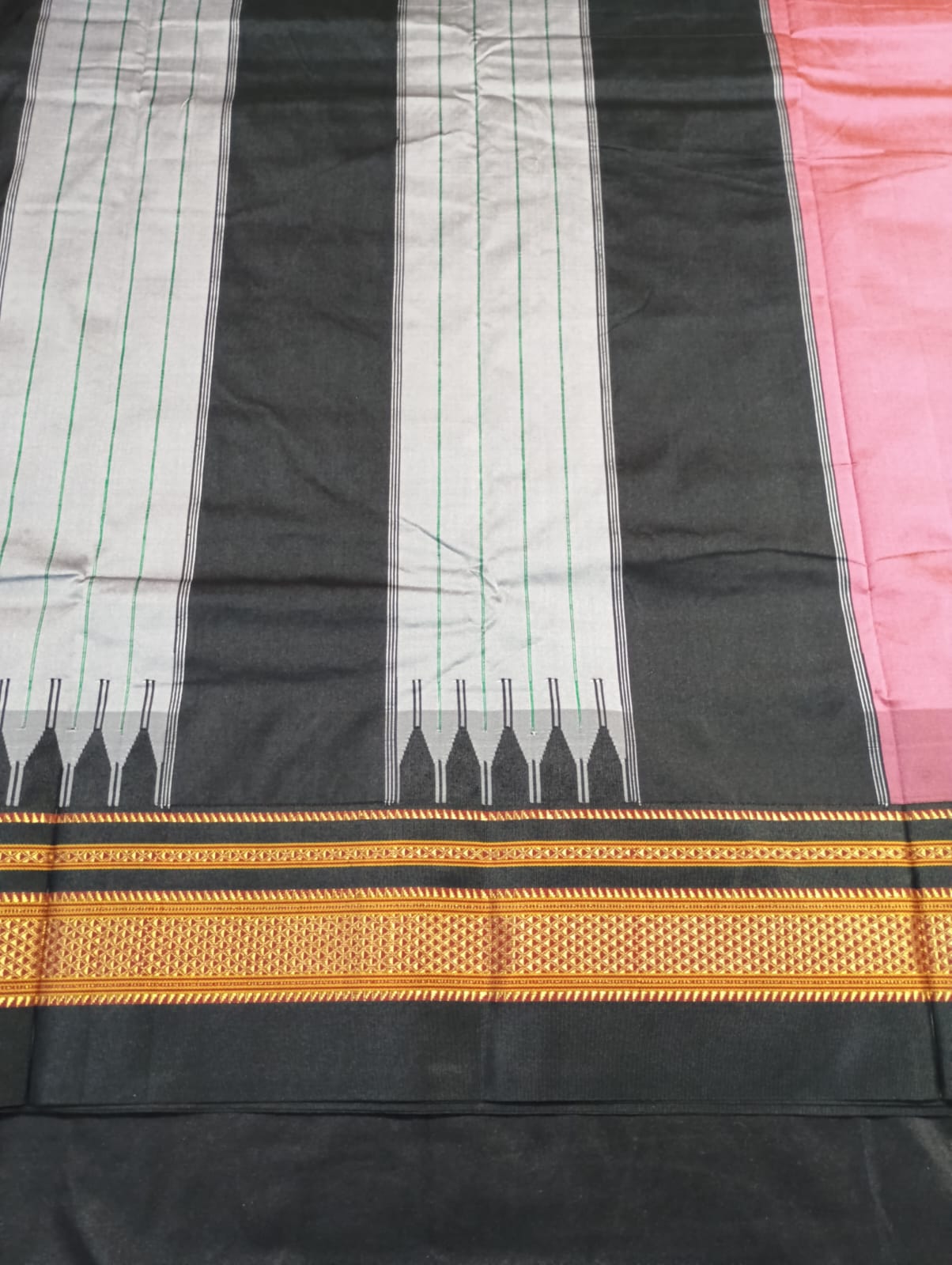Neyge Ilkal Pure Cotton Silk Saree Temple Gadwal Chikkiparas Border Tope Pallu Saree (Pink_Black)