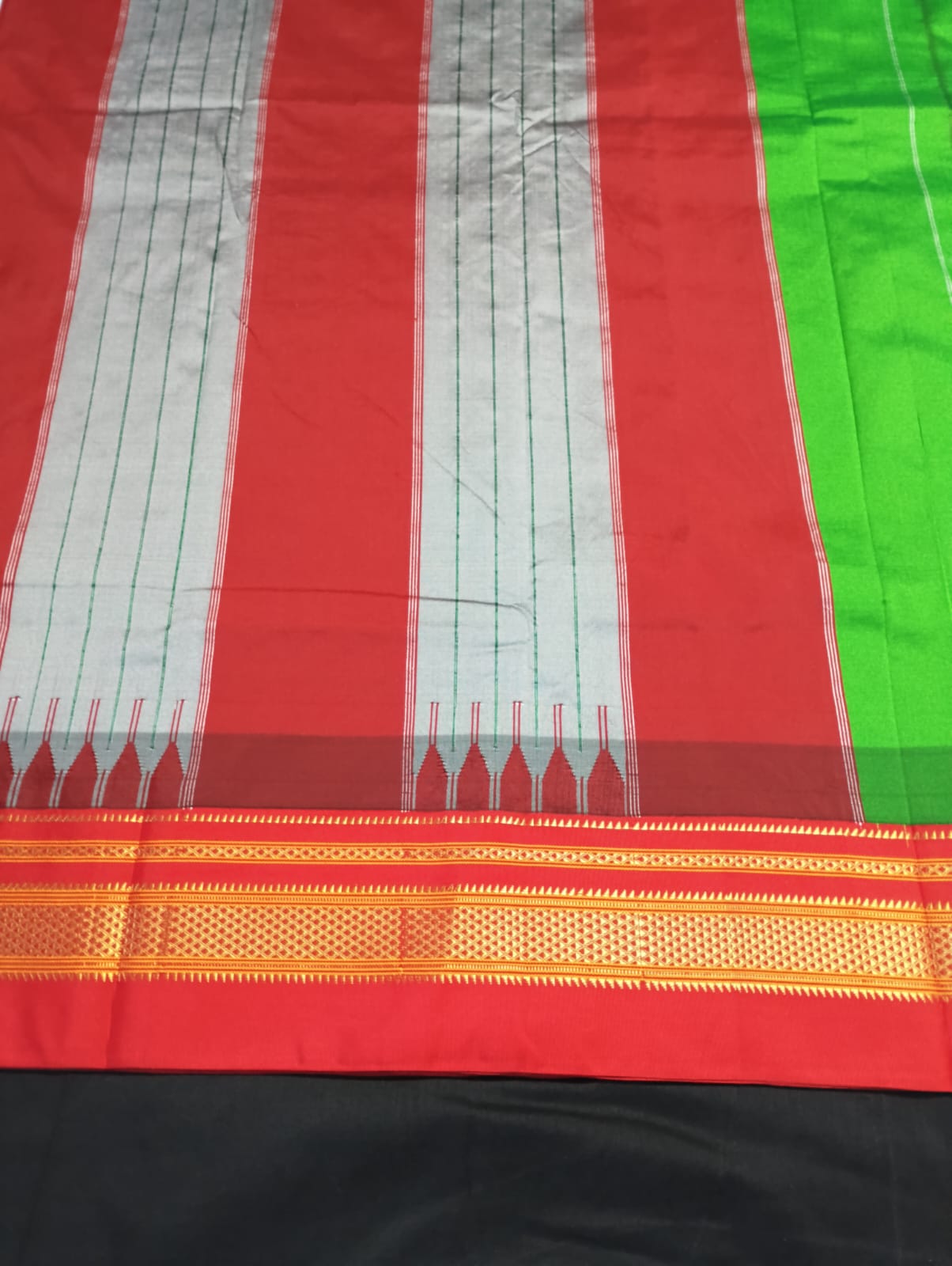 Neyge Ilkal Pure Cotton Silk Saree Temple Gadwal Chikkiparas Border Tope Pallu Saree (LightGreen_Red)