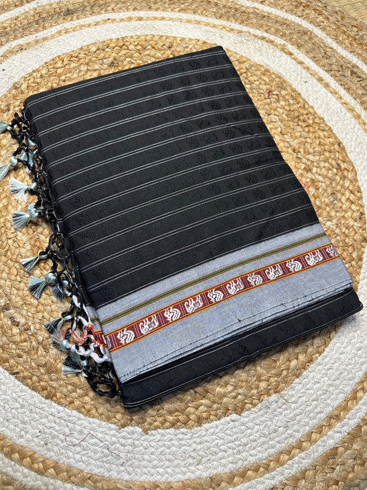 Neyge Cottonsilk Premium Quality Hati Mor Khun Saree_Running Pallu and Running Blouse_Black