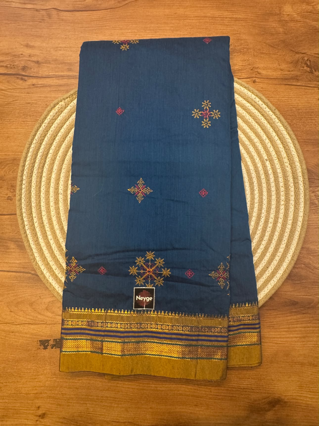 Ilkal Cotton Silk Blend Dharwad Kasuti Handwoven Traditional Border Stripe Pallu Saree - Ananda