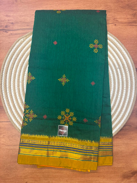 Ilkal Cotton Silk Blend Dharwad Kasuti Handwoven Traditional Border Stripe Pallu Saree - Bottle Green